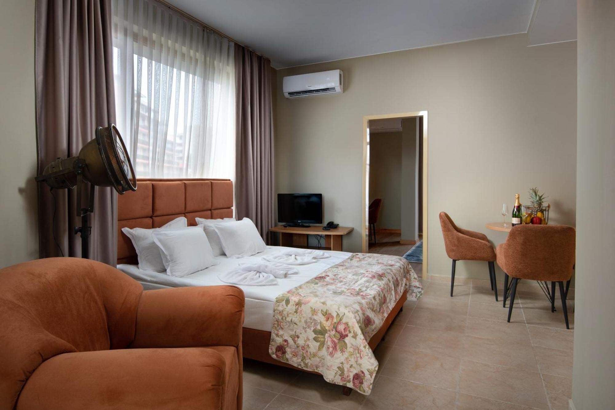 Hotel Avenue Sunny Beach Eksteriør billede